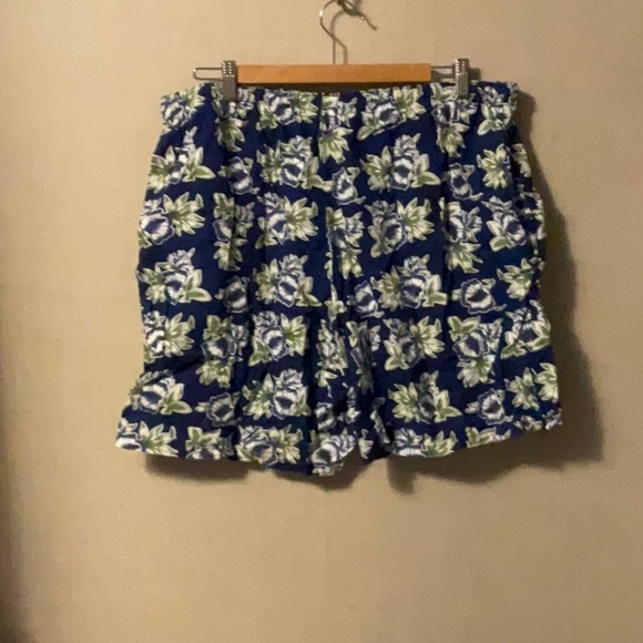 Floral Blue and Green Men's Shorts - Picture 2 of 3
